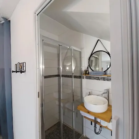 Linda Noche Bourg-Saint-Bernard